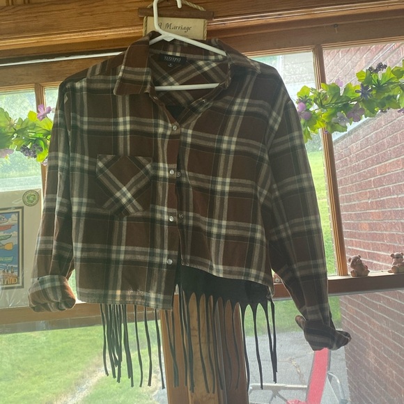 Zara Tops - Nashville cropped custom made flannel